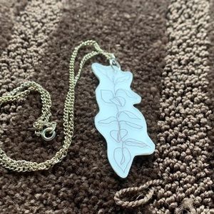 Precious ivy Necklace